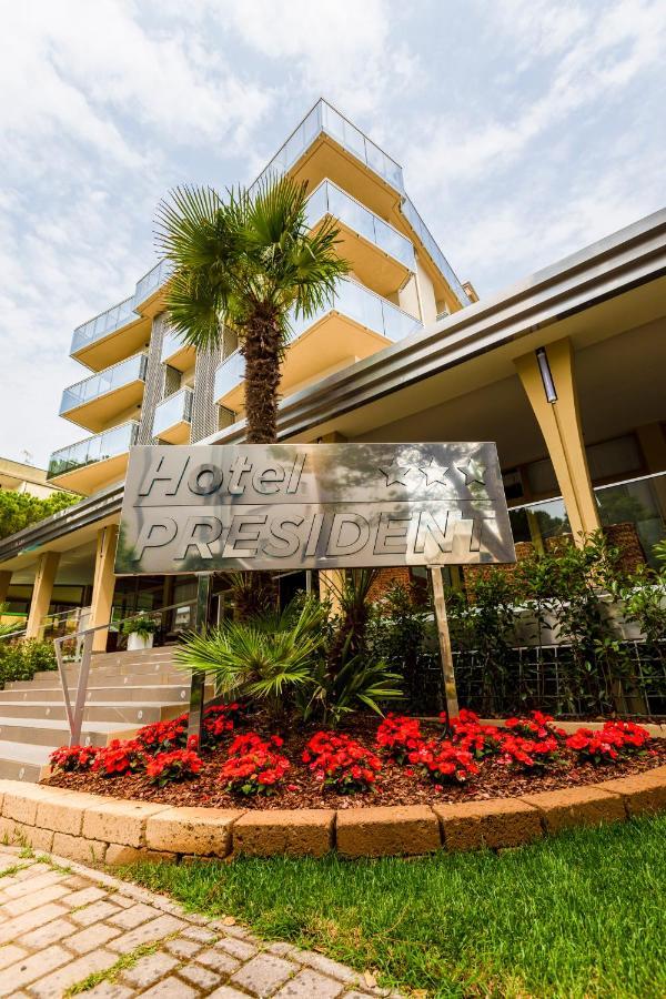 Hotel President Bibione Exterior photo